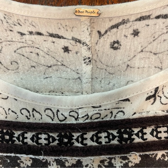 FREE PEOPLE Tripoli Oversized Printed Blouse Size XS - Picture 8 of 10